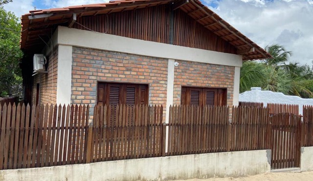 Casa de praia ampla, aconchegante e bem localizada