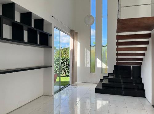 casa de praia com piscina para famílias
