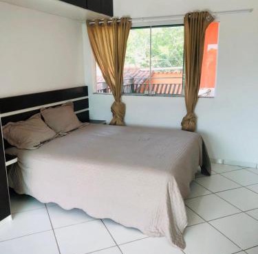 Casa de Praia com Varandao Gourmet a 5 min do Mar