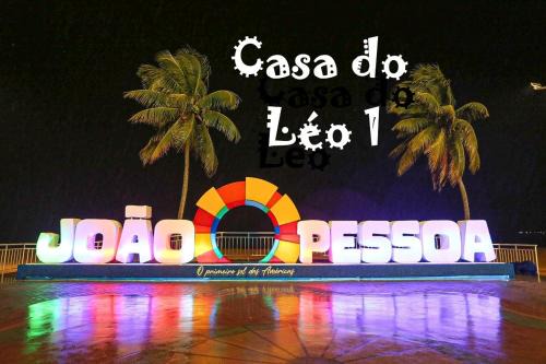 Casa do Léo 1- México e África- Apartamento completo perto das praias do litoral sul , Ar condicionado ,Wi-Fi, garagem, churrasqueira e pet friendly