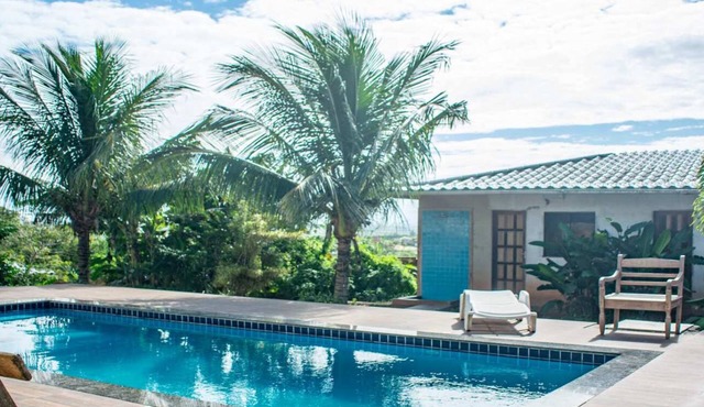Casa em Búzios com Piscina e Vista para Montanha