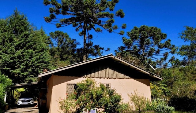 Casa em Campos do Jordão - 3 quartos, com churrasqueira
