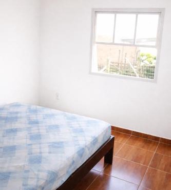 Casa em Capão Novo Grande com Churrasqueira Pátio Compartilhado 3 Vagas estacionamento