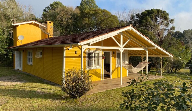 Casa em condomínio fechado, 4km Centro de Gramado.