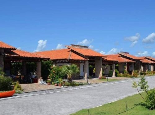 Casa em condominio com piscina na beira do rio Alegre