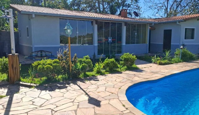 Casa em Guararema com Piscina e Area Gourmet