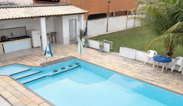 Casa em Iguaba Grande com piscina 350m da Lagoa