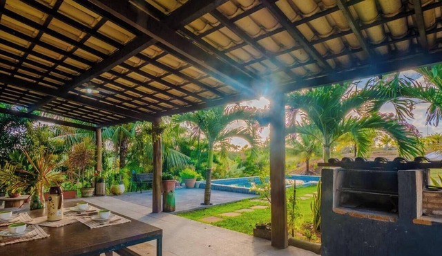 Casa em Imbassaí próxima da Praia e com Piscina