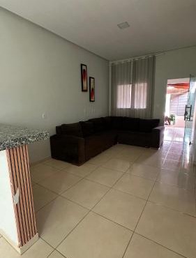 Casa familiar no Campestre, tranquila e bem localizada