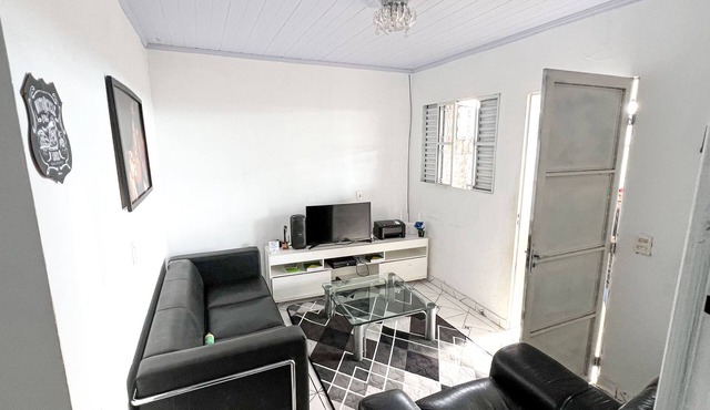 Casa grande com garagem grande
