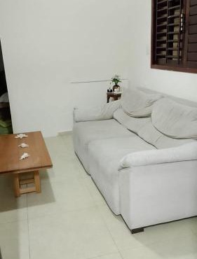 Casa grande e aconchegante, muito central, aluguel de quartos