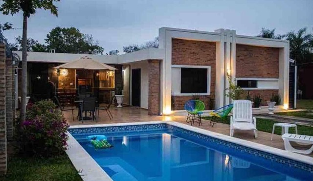 Casa Helena BBQ, big POOL, WIFI, AC San Bernardino