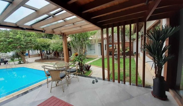 Casa Linda e Aconchegante Com Piscina, Churrasqueira, Sinuca, Wi-fi