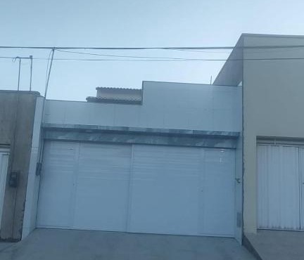 Casa mobiliada de 2 suítes na R São Lázaro 2367 - 2370 - Jardim Gonzaga