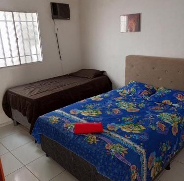 Casa mobiliada 2 Com 4 camas e 2 quartos com ar condicionado
