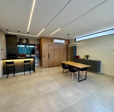 Casa Nova com Área Gourmet e Conforto Premium