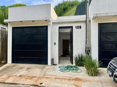 Casa nova em Santanésia, Piraí