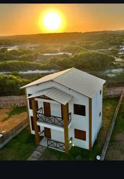 CASA OÁSIS ATINS duplex no cond village Buna Atins