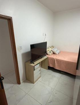 Casa para alugar no período da cop 30 , 3 minutos de onde serão realizados os eventos climáticos, casa ampla com garagem churrasqueira, piscina, terraço arejado, 3 quartos sendo 2 suítes climatizadas, sala com sofá cama e tv por assinatura