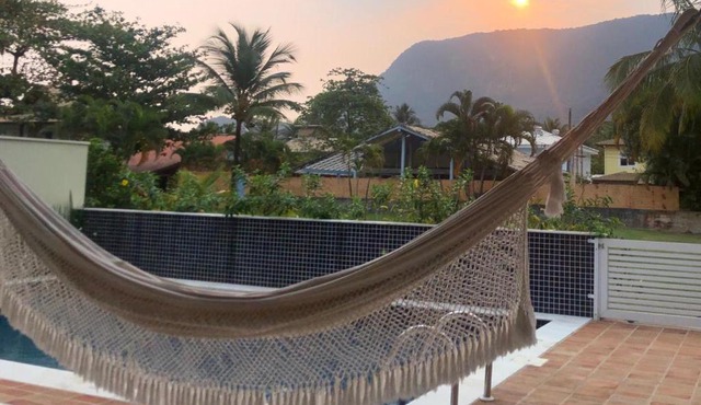 Casa particular na praia de Guaecá