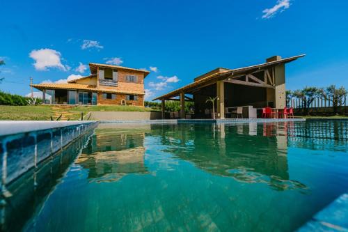 Casa Pe na Areia com Piscina a em Luis Correia