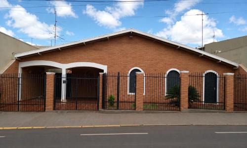 Casa Próxima ao Parque do Peão