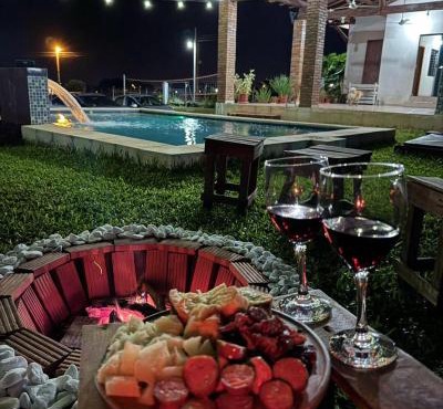Casa Quinta con piscina quincho con parrilla