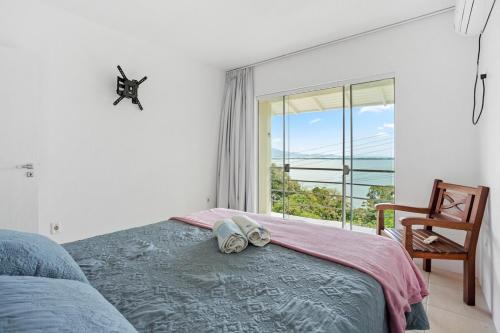 Casa Sambaqui Amplitude Charm and 100m from the Sea