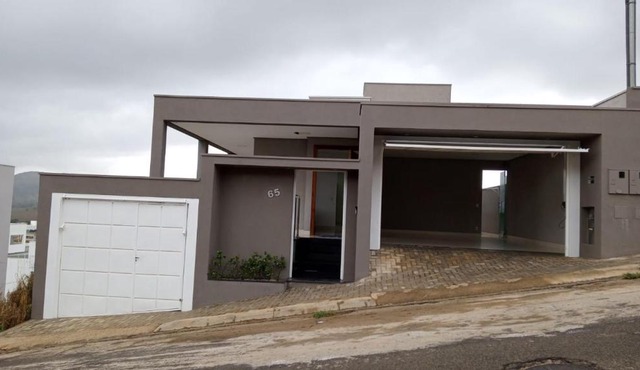 Casa Silvana Gazott em Capitólio MG