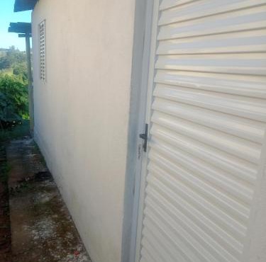 Casa simples a 500 metros do centro