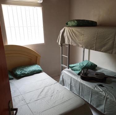 Casa simples confortável c Ar-cond p 6 Pessoas