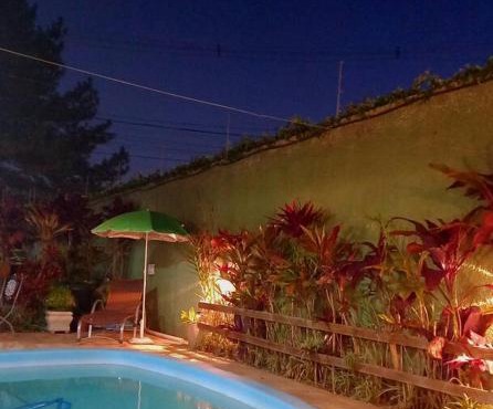 Casa Sobrado com piscina Santa Felicidade 6 pessoa