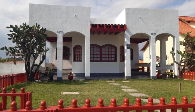 Casa super confortável em frente à praia em saquarema