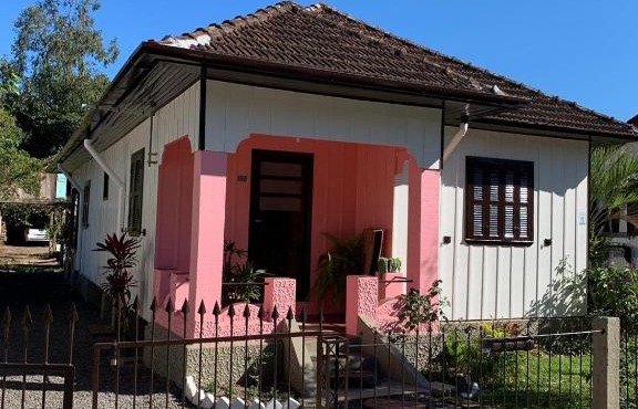CASA TREIN - há 20 minutos do centro de Gramado