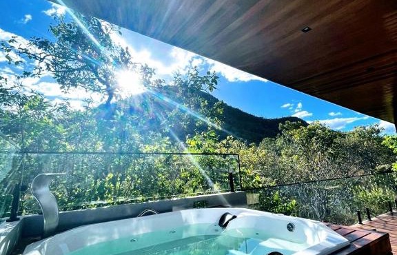 Casa Vértize, uma casa de alto padrão com Spa Hidro e vista espetacular