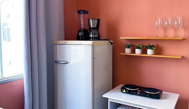 Celia's Little Apartment | Light and Cozy
