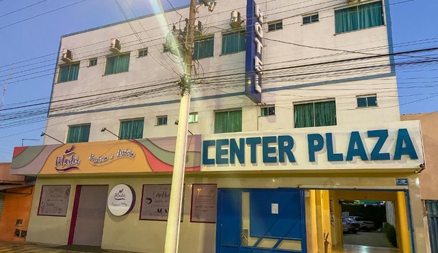 CENTER PLAZA HOTEL