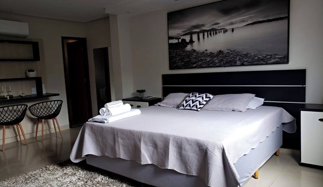 Central Palace Hotel