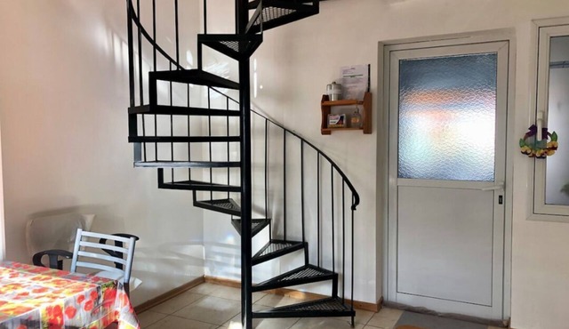 Centrally located, comfortable and safe apartment