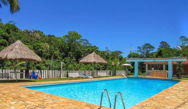 Chácara com piscina e lazer - Campo Limpo Paulista