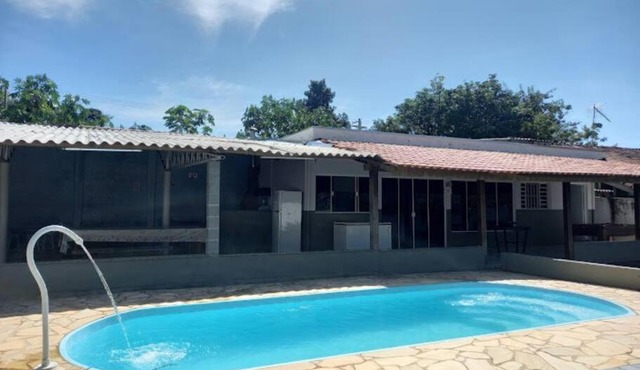 Chácara com piscina, sinuca,15 min do Park Thermas.