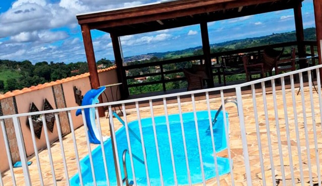 Chácara em Águas da Prata com Piscina Aquecida, Churrasqueira, Natureza, Quartos
