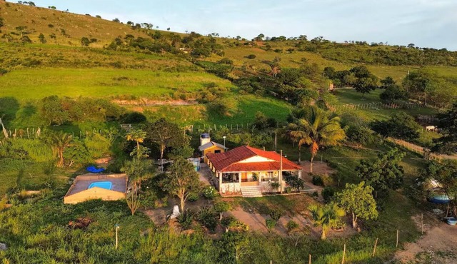 Chácara Moreira Lima Com Piscina em Bezerros - Pernambuco/Próx. a Serra Negra