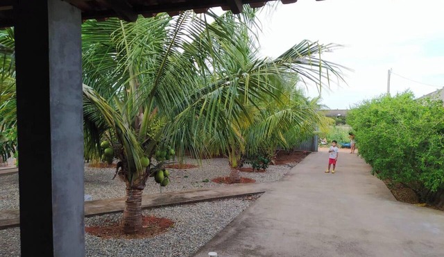 Chácara Leos, peaceful countryside setting, close to the city.