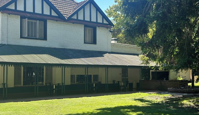 Chacra de Campo surrounded by nature only 140 km from the city of Buenos Aires.