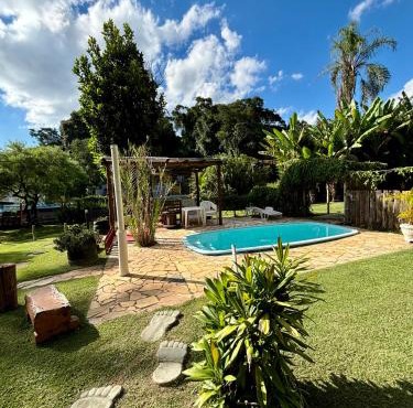 Chalé Aconchegante Com Piscina e Ótima Localização