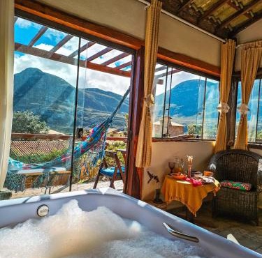 Chalé com Jacuzzi vista para Pico da Lapinha