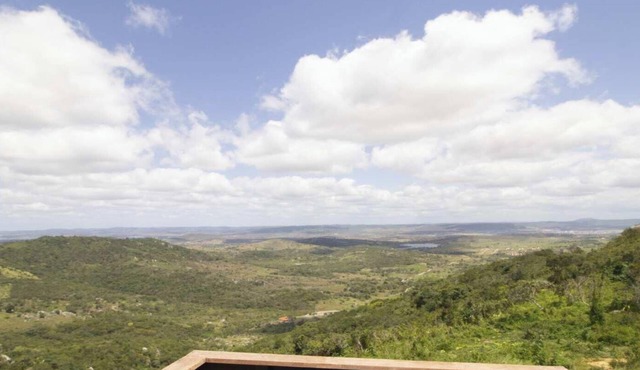 Chalé em Serra Negra com Vista para as Montanhas