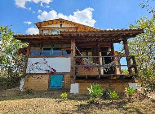 Chalé Mata Virgem - 1km do centro, ao lado de várias cachoeiras, com cozinha completa e conforto para até 6 pessoas