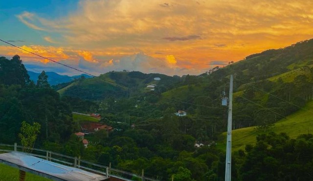 Chalé Pico da Lua - Distrito de Costas